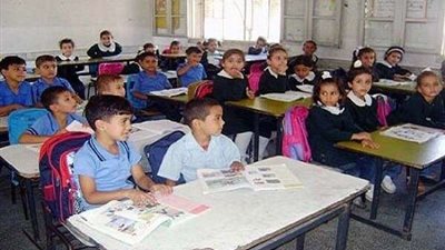 مديرو المديريات التعليمية يشددون بأداء تحية العلم والنشيد الوطني