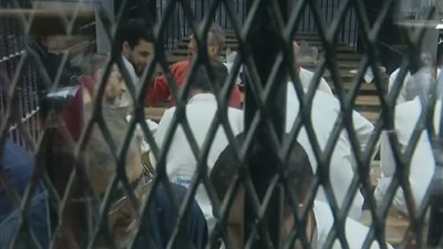 بالصور.. لقطات حية من مجمع محاكم طرة تزامنًا مع الحكم في 