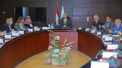 الوزير: سيتم ربط المدن الجديدة بطرق ووسائل نقل تيسيرًا على المواطنين