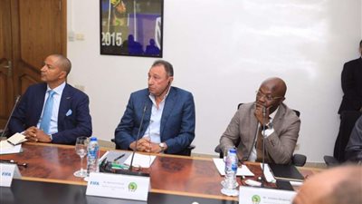 بالصور.. الخطيب يشارك في اجتماعات رئيس الاتحاد الدولي مع 