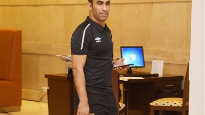 عبد الحفيظ يزور الاتحاد الغيني وكانو سبورت