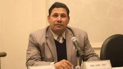 شعبان خليفة: حل مشكلة 240 عامل بالشركة الوطنيه للصناعات الحديدية بأكتوبر