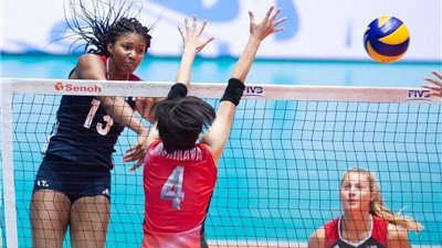 المنتخب الأمريكي يصعد لنصف نهائي مونديال ناشئات الطائرة