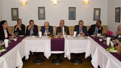 الصالون الثقافي يناقش قضايا المرأة العربية