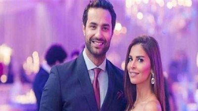 شاهد.. أناقة زوجة كريم فهمى فى فرح هنا الزاهد وشقيقه