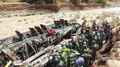 ارتفاع عدد ضحايا انقلاب حافلة بالمغرب إلى 27 قتيلا‎