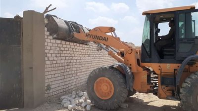 محافظ بني سويف: إزالة 39 حالة تعد على أملاك الدولة