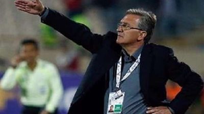 رسميا.. الأهلي يقيل مدربه بعد الخسارة من الوحدة بالدوري السعودي