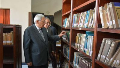 محافظ الدقهلية يتفقد مكتبة المنصورة العامة