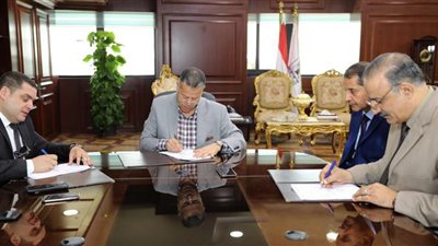 200 معلم لسد النقص في مدارس سمسطا ببني سويف