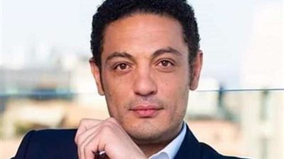 عمرو أديب عن محمد علي: 