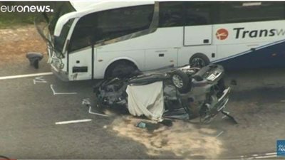 شاهد.. حادث سير مروع ينهي حياة سائحتين صينيتين في أستراليا