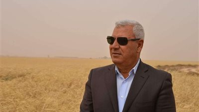 محافظ مطروح: وزير الزراعة وافق على دعم المزارعين بتقاوي الشعير والقمح بنصف الثمن