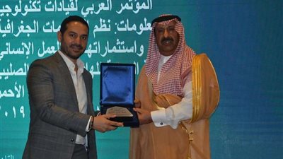 بالصور.. تكريم عدد من المشاركين في المؤتمر الدولي الثالث لقيادات تكنولوجيا المعلومات