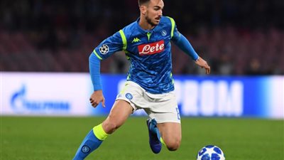 ثلاثة أندية تتنافس على جوهرة نابولي الإسبانية