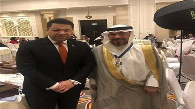 بالصور.. المركز العربي الأوروبي ينصب 