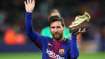 رونالدينيو وتشافي وفيدرر يؤكدون: ميسي أفضل لاعب في التاريخ