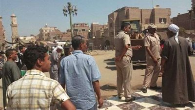 حملات مكثفة لإزالة الإشغالات والمخالفات بمركز ديرمواس بالمنيا