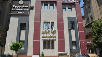 رئيس بعثة العلوم الطبية: الأطباء البشريين لا يمكنهم تغطية احتياجات المعامل