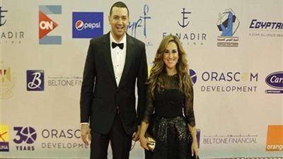 رغم انفصالهما.. شيري عادل مع معز مسعود بـ