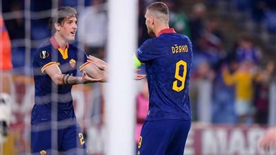 روما يكتسح باشاك شهير برباعية وهزيمة ثقيلة لمونشنجلادباخ  بالدوري الأوروبي