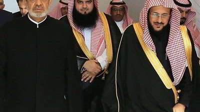 وزير الشئون الإسلامية السعودي يطمئن على صحة شيخ الأزهر