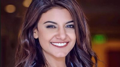 فيديو.. ياسمين علي تشارك هشام عباس فى اغنية 