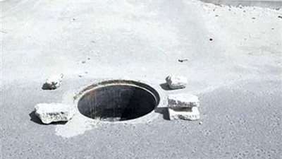 بعد العثور عليه.. تحقيقات موسعة في مصرع طفل ببالوعة صرف بالسلام