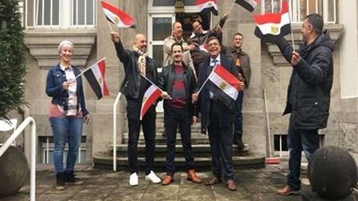 قنصلية وخط ساخن.. كيف تحمي حقوقك بالطرق القانونية خارج البلاد؟