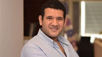 أخصائي عقم يكشف: هذه الحالات تستدعي الحقن المجهري