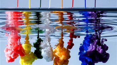 استشاري طاقة: اللون الأحمر للإنجاب والأخضر لعلاج القولون