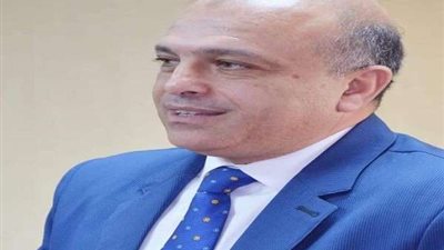 وزير الشباب والرياضة يرشح 