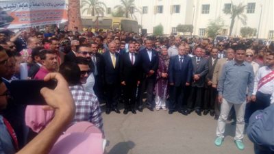 جامعة بني سويف تستهل العام الدراسي الجديد بتحية العلم وماراثون للدراجات