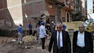 إيقاف أعمال بناء 4 عقارات مخالفة بمركز ملوي بالمنيا