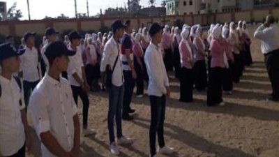 محافظ الشرقية يطالب بسرعة تسليم الكتب المدرسية للطلاب