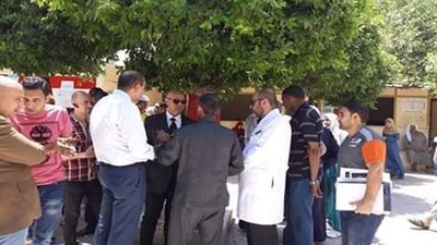 وكيل صحة الشرقية يتابع الأعمال  بمستشفي الرمد بالزقازيق