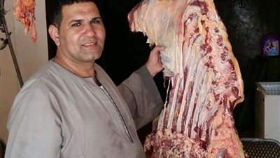 جزار يدشن مبادرة لتخفيض أسعار اللحوم
