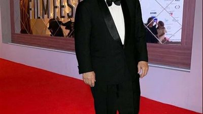 ما بين الماضي والحاضر.. نجوم زمن الفن الجميل داخل مهرجان الجونة (صور)