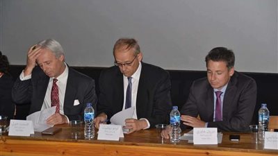 مركز وسائل الاتصال يطلق حملة 