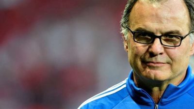 مارسيلو بييلسا مدرب ليدز يونايتد يفوز بجائزة الروح الرياضية