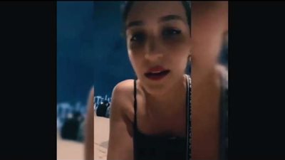 تذاكر Vipوغاز مسيل للدموع.. فتاة تتهم منظمي حفل عمرو دياب بإهانة الجمهور