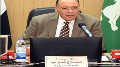 محافظ الشرقية يؤكد على ضرورة تشجيع الشباب للتقدم لبرنامج 