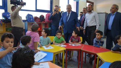 محافظ الدقهلية يتفقد المدرسة اليابانية ببني عبيد