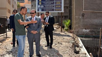 رئيس جامعة طنطا يتابع أعمال الإنشاءات بمستشفى جراحات الكلى الجديد