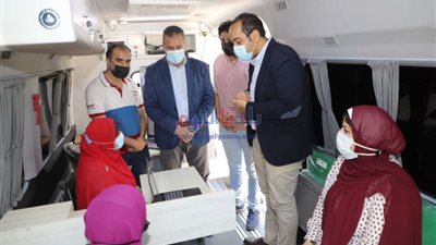 محافظ المنوفية يتفقد أول مركز تكنولجي متنقل لخدمة المواطنين