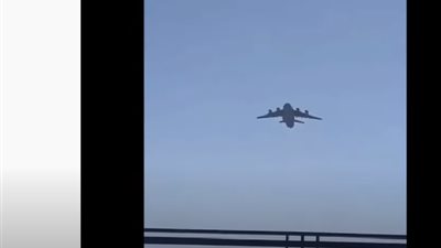 كارثة.. سقوط مواطنين أفغان تشبثوا في عجلات طائرة للفرار من طالبان الإرهابية| شاهد