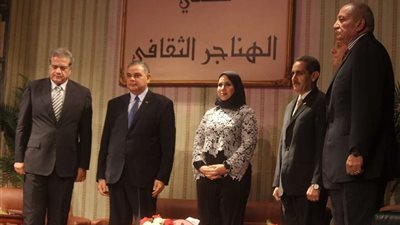 رؤساء الجامعات يناقشون 