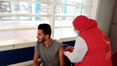 الصحة:  لن يتم تلقح المسافرين ضد كورونا إلا بتقديم مستندات تثبت السفر