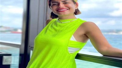 بهذه الطريقة.. منة فضالي تخطف الأنظار في أحدث ظهور لها (صور)