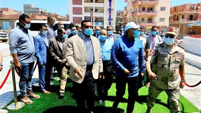 بطول 55 كم.. رئيس الوزراء ووزير التنمية المحلية ومحافظ البحيرة يتفقدون استكمال محور المحمودية